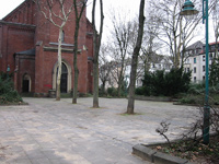 Pauluskirchplatz 2002