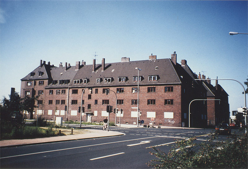 1996
